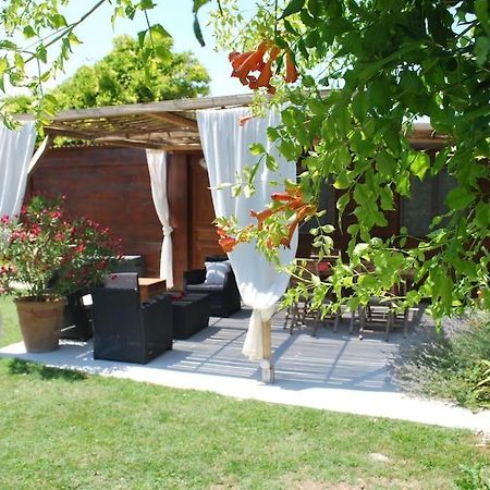 Le Cabanon Tendance Du Luberon Mérindol Exteriör bild