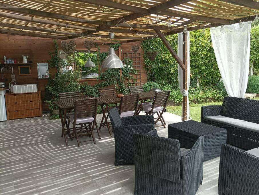 Le Cabanon Tendance Du Luberon Mérindol Exteriör bild