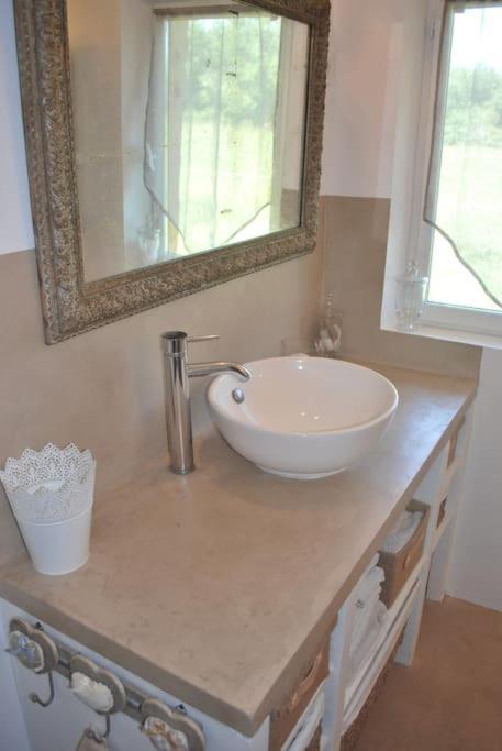 Le Cabanon Tendance Du Luberon Mérindol Exteriör bild