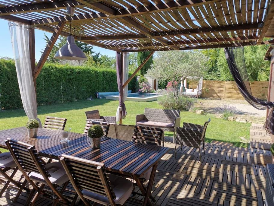 Le Cabanon Tendance Du Luberon Mérindol Exteriör bild